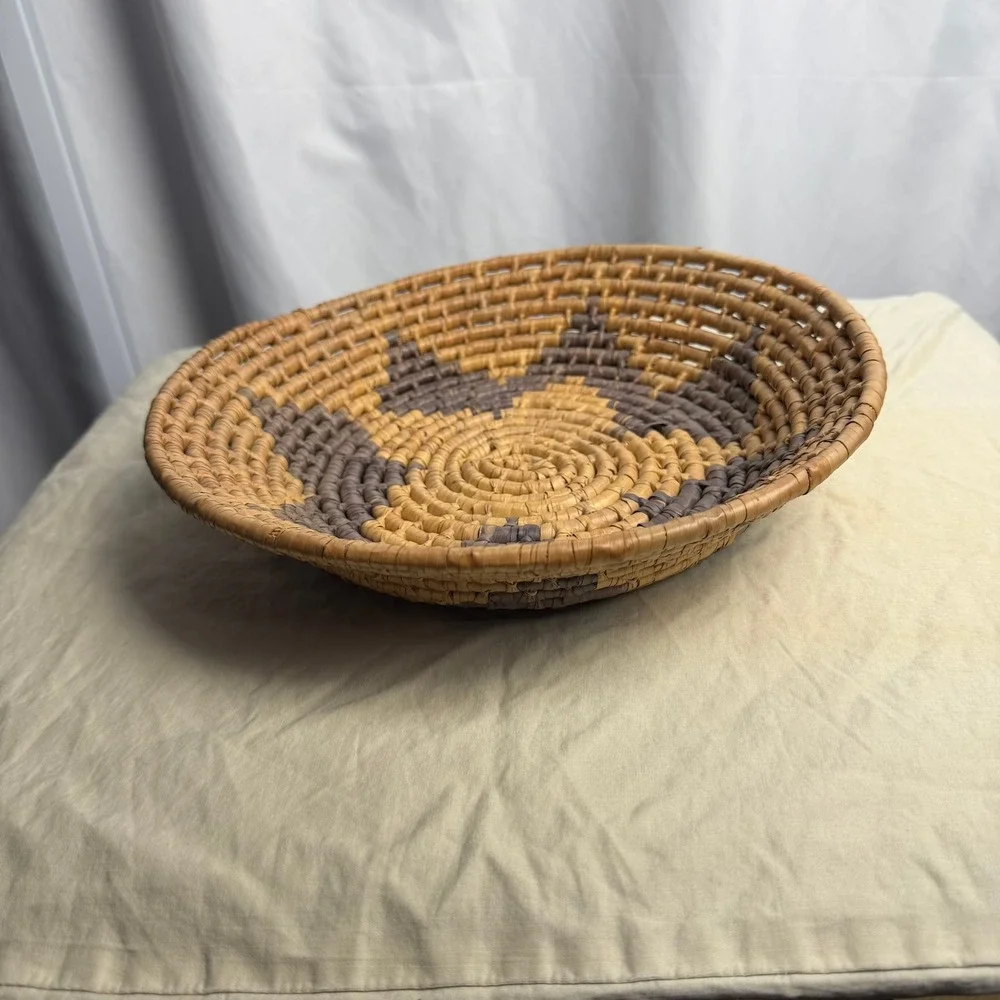 VTG Handwoven Native American Style Coiled Basket Star Design Tribal Gift 11